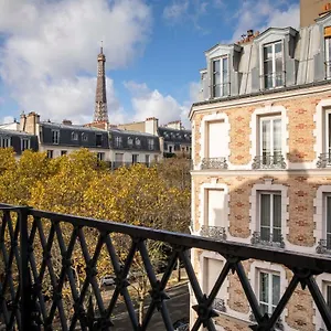 Relais Bosquet 3*, Paris France