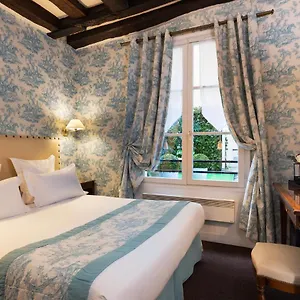 Relais Du Vieux 4*, Paris France